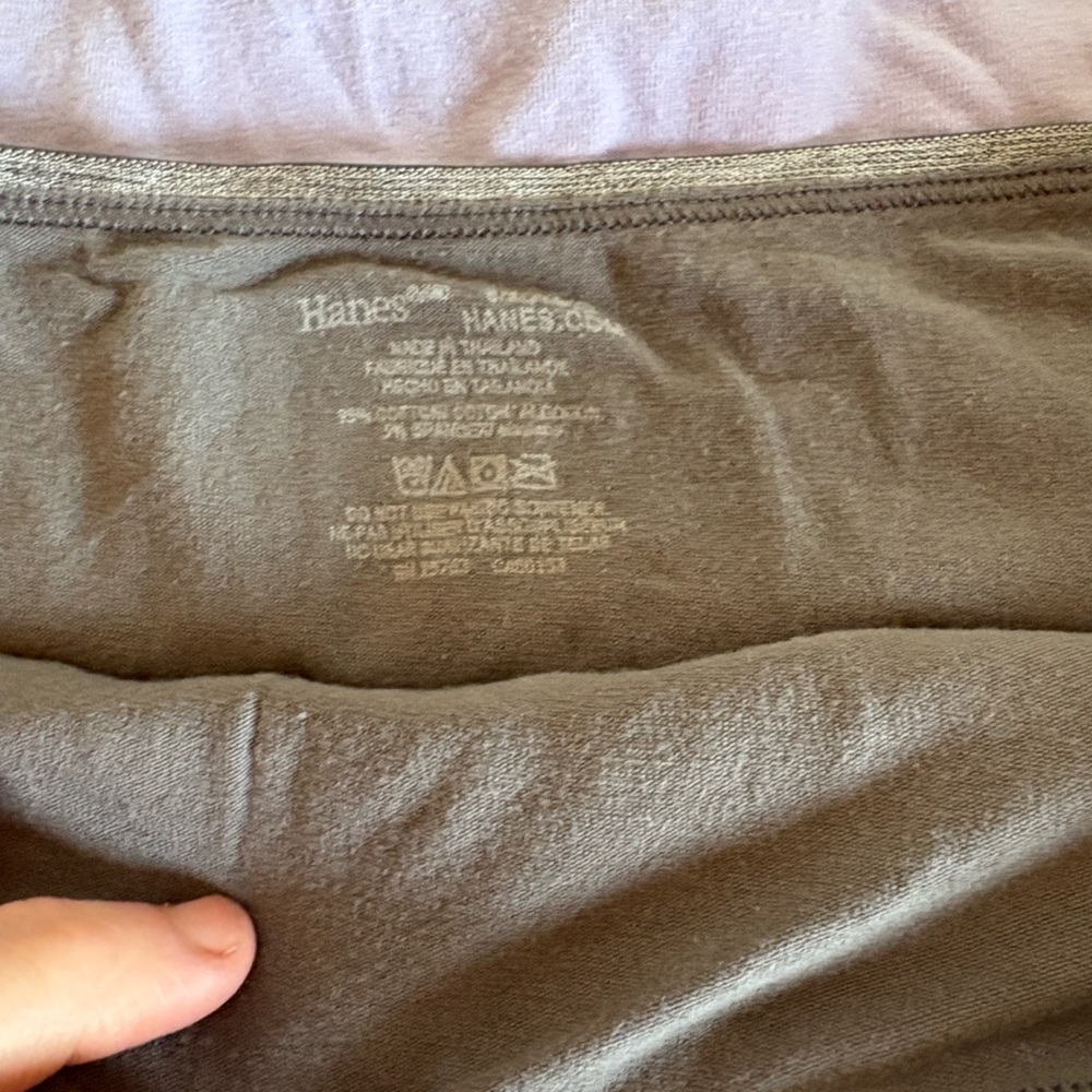 Hanes woman’s Briefs Set - Picture 3 of 12